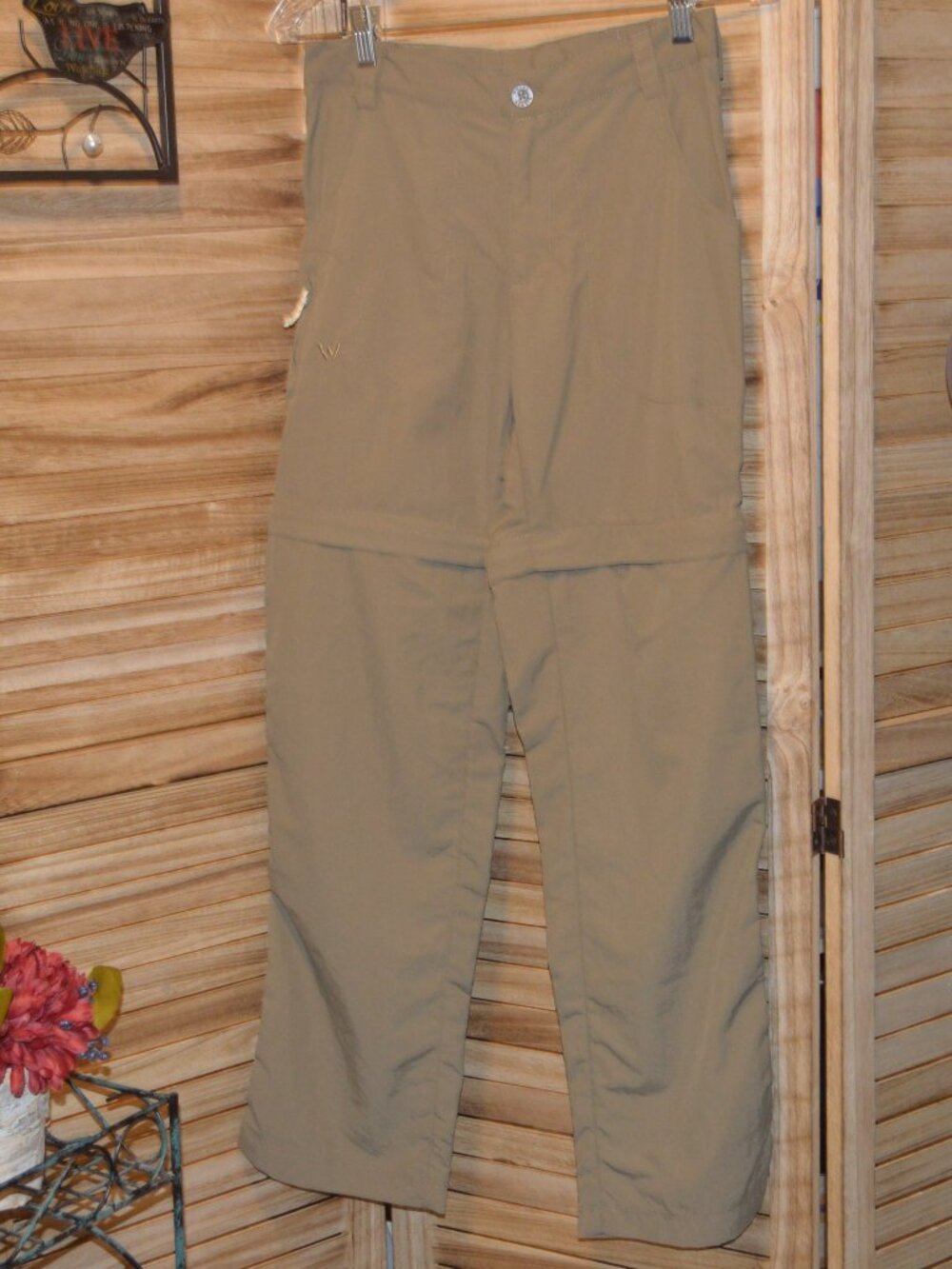 White Sierra XS Olive Nylon Convertible Pants